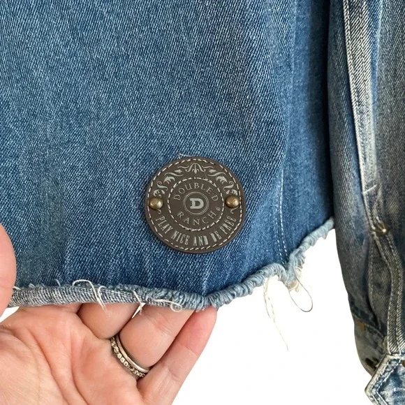 Double D Ranch PLUS Boho Western Desert Dry Goods Embroidered Jean Jacket Sz 1X - Picture 10 of 12